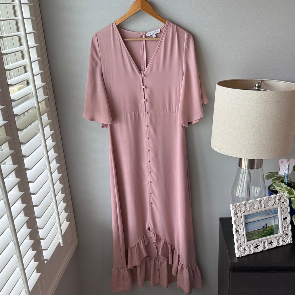 Ivy‎ City Co Pink Button Down Flutter Sleeve Dress - Picture 3 of 11